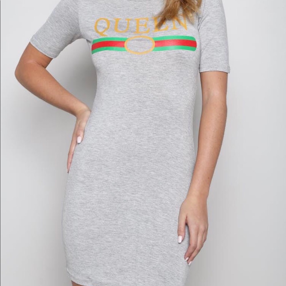 Stretch t-shirt “queen” dress